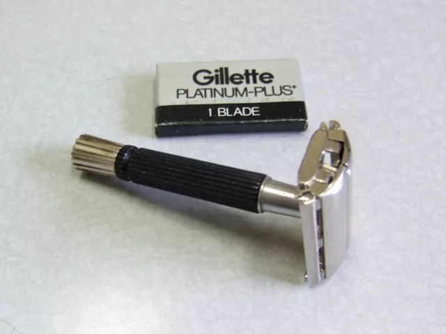 Vintage 1970 Gillette Black Super Speed TTO Double Edge Safety Razor