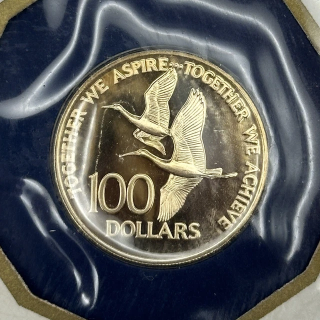 .500 GOLD COIN 6.21g - 976 Trinidad and Tobago 100 Dollars Proof Gold Coin