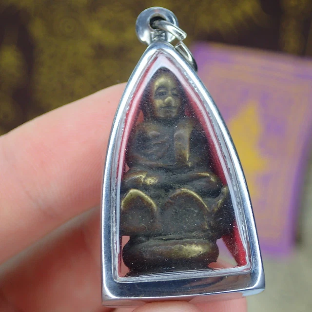 LP Ngern Thai amulet , Guru Monk Rare Buddhism Talisman Pendant Buddha