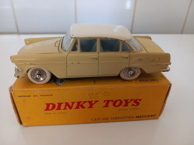 DINKY TOYS OPEL REKORD COUPÉ Miniature incomplète EUR 8,82 - FR