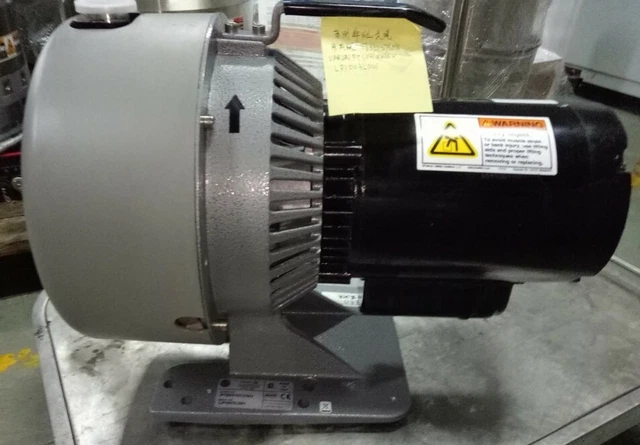 Agilent Varian TriScroll 300 PTS03001UNIV TS300 Dry Vacuum Pump, tested working Agilent Varian TriScroll 300 PTS03001UNIV TS300 Dry Vacuum Pump, tested working