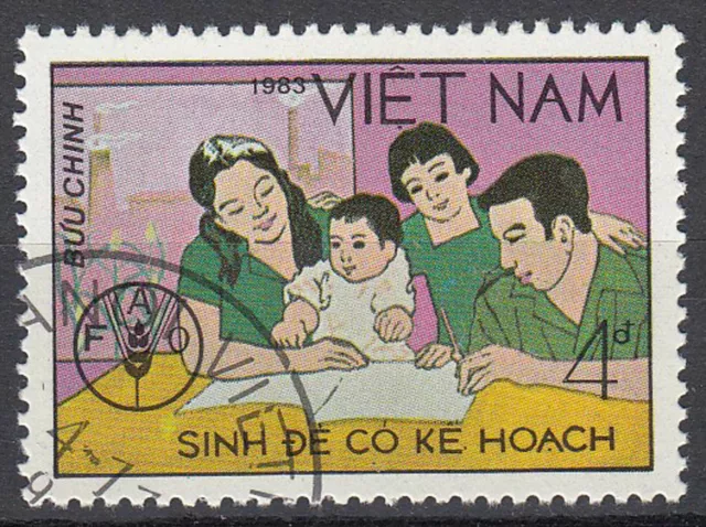 Vietnam Viet Nam Briefmarke gestempelt Familie Baby Animation Jahrgang 1983 /362