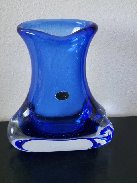 VINTAGE BOHEMIAN ART Glass Hand Made Vase Czechoslovakia 8