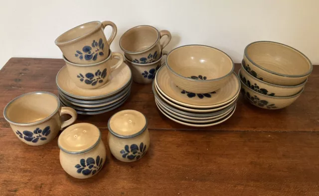 Pfaltzgraff Vtg “Folk Art” Lot Dinnerware 22 pcs S/P,Soupbowl,Salad Plates,cups+