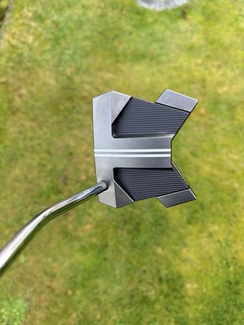 Scotty Cameron Phantom Black 11 ed. Limited