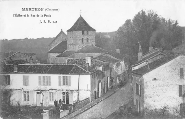 Cpa 16 Marthon L'eglise Et La Rue De La Poste