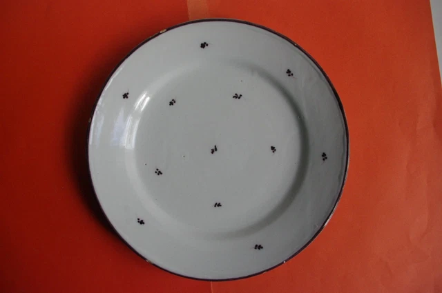ancienne assiette en faience rare décor à la brindille
