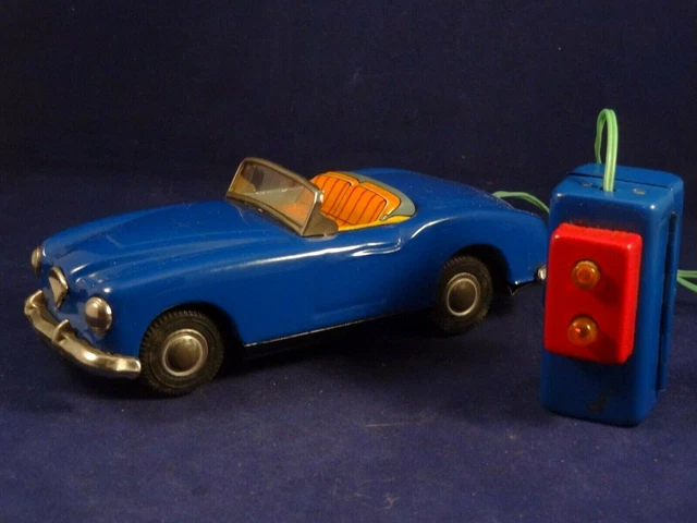 Ancienne Boîte En Tôle - Voiture à Pédales Décapotable Pour Enfants, Promo HARIBO, Années 50