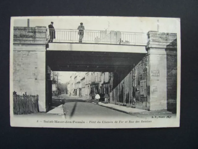 CPA  - 94 -  Saint-Maur-des-Fossés  -  Pont du Chemin de Fer et Rue des Remises