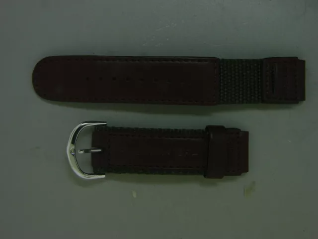 Vintage Casio  " Illuminator " Leather  & Nylon Watch Strap 18 Mm Nos