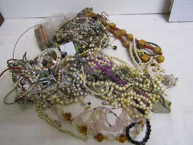 Lot De Bijoux Fantaisie Anciens – Perles, Vrac, Divers – Occasion