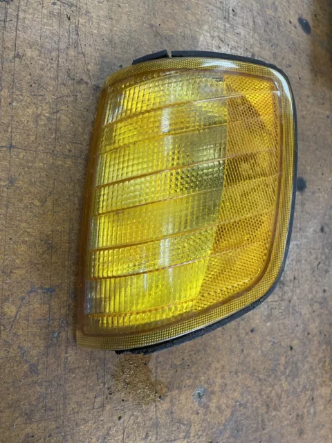 86 - 93  MERCEDES W124 300E  300D Left Drivers Side TURN  SIGNAL  / CORNER LIGHT