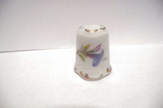 Thimble Lindner Porzellan Bavaria Blue & Yellow Flowers W/Gold Accents