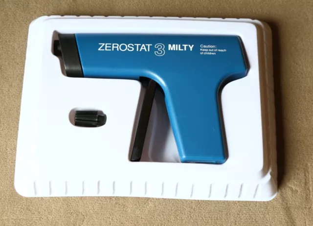 MILTY ZEROSTAT 3 - Pistole neutralisiert antistatische Aufladung für LP / DVD/CD