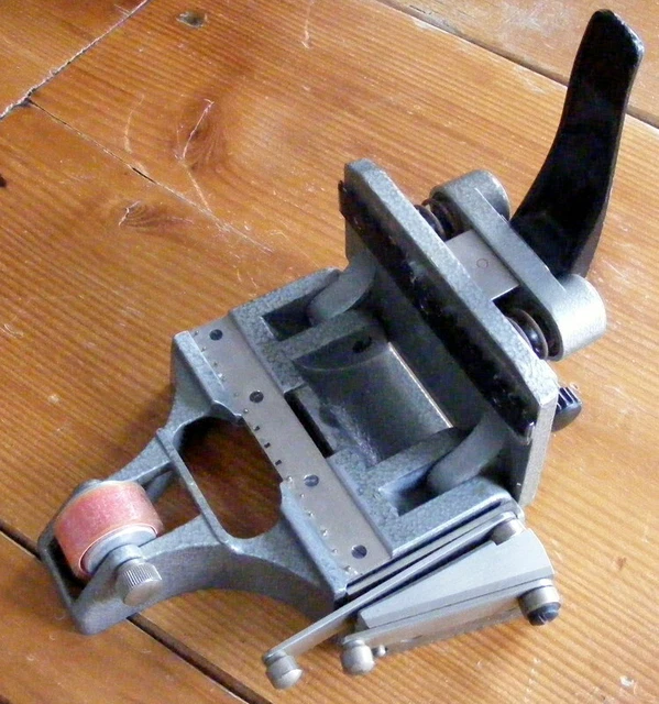 Colleuse scotch 16 mm double perforation - Photo, audio & vidéo