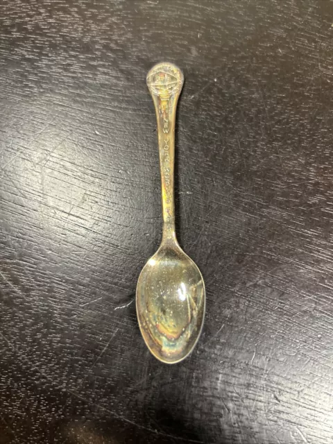 Vintage NY Worlds Fair 1964 Spoon Oneida Silverplate in box