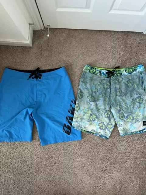 Lot of 2 Oakley Mens Board Shorts Size 36 Beach Swim Floral Blue Excellent Cond