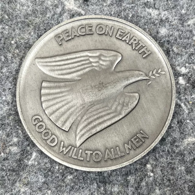 Dove with Olive Branch - 1976 - Peace on Earth - 3" Pewter Medal