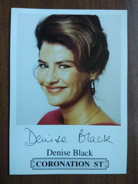 DENISE BLACK *Denise Osbourne* CORONATION STREET PRE-SIGNED AUTOGRAPH CAST CARD