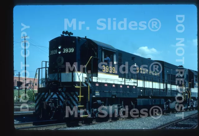 Original Slide SOU Southern Ry. U23B 3939 Alexandria VA 1983