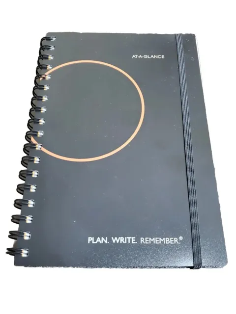 AT-A-GLANCE Monthly Planner / Weekly Planner 2024 Plan Write   Remember.