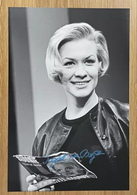 Ingrid van Bergen Autogramm auf Foto 20 x 30 cm