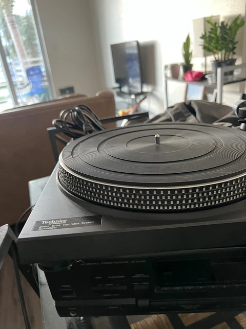 Technics SL1210MK2 Direct Drive DJ Turntable 2