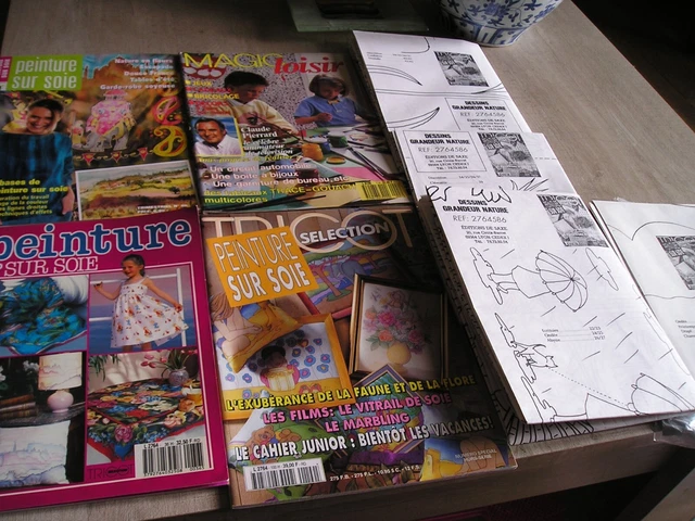 4 PATRONS et 4 magazines sur PEINTURE SUR SOIE - HORS SERIES -NEUFS