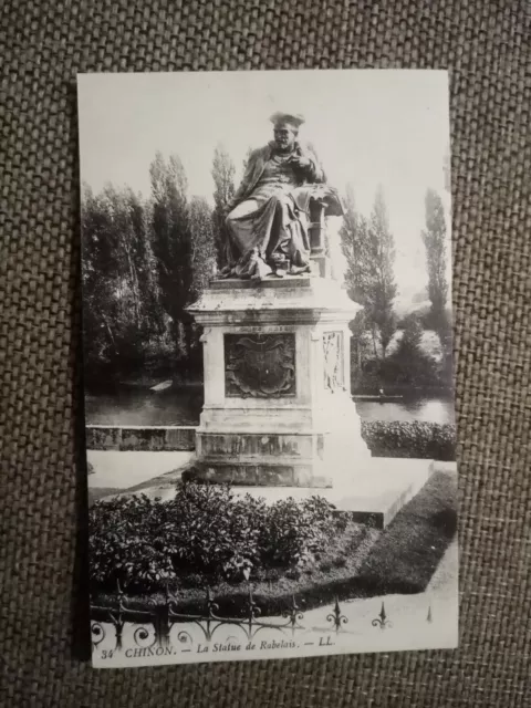 Cpa Chinon La Statue De Rabelais