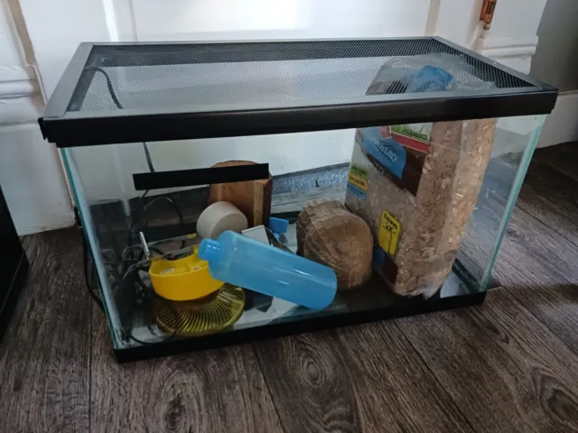 Aquarium and pet supplies for mouse, rat, etc.