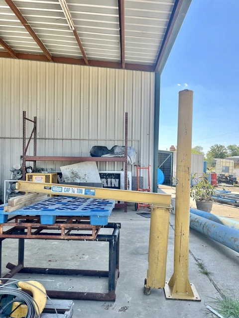 Contrx Freestanding L-Series Gantry Jib Crane 1/4 Ton, 8’-0” Tall  6’-6” Span