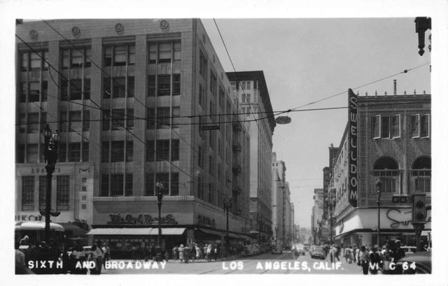 1940s RPPC Los Angeles Street Scene Sixth & Broadway Owl Drug Swelldom Postcard
