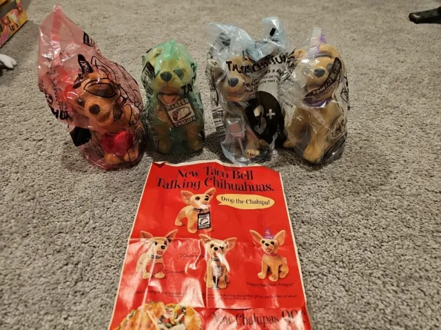 Taco Bell Talking Chihuahua Dog Plush Complete Set New in Bag