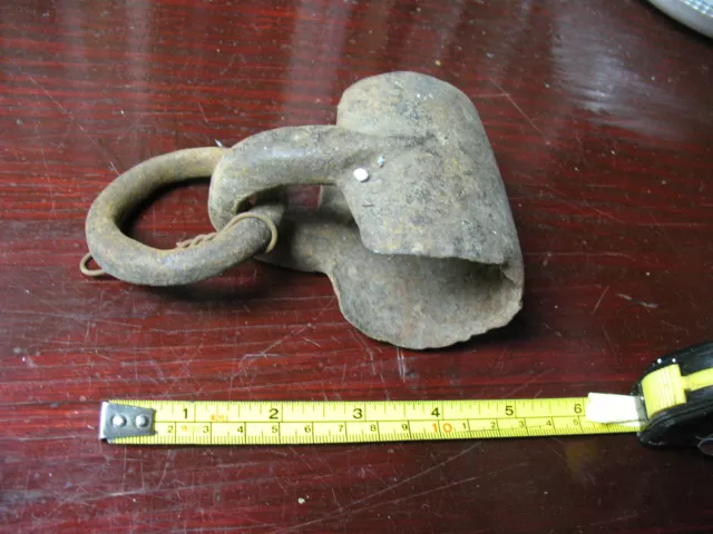 Primitive  Hand  Forged  Iron  Yoke Center   Support  &  Link  Very  Old  Neat