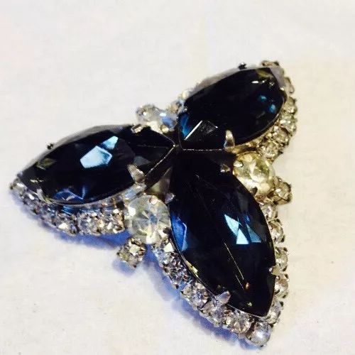 Vintage Rhinestone Pin Black Green Stones Surrounded W/ Clear Rhinestones 2 1/2"