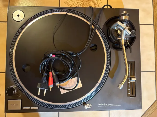 Technics SL 1210 MK2 Plattenspieler