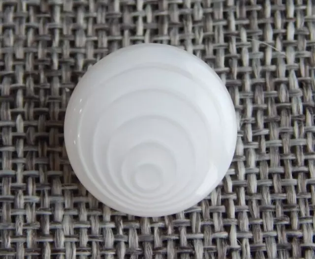 Antique Vtg "Dug" Button Design in Glass "Dig"~Aprx: 11/16"~#036-C