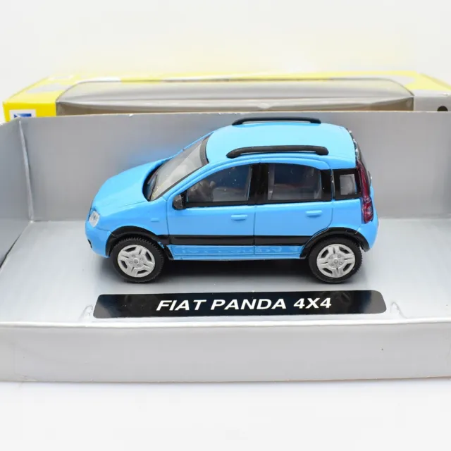 Modellino auto Fiat Panda 4x4 4 x 4 scala 1:43 diecast da collezione modellismo
