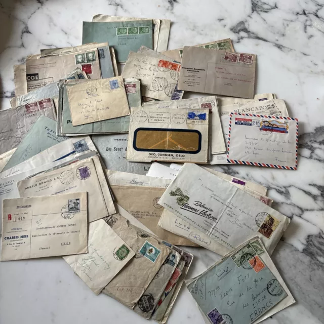 Lot De Timbres Sur Lettres Anciennes Enveloppes Europe Suisse Et Divers