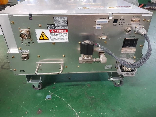 DAIHEN RF GENERATOR RGA-400 A C2 PLASMA AMAT APPLIED MATERIALS 