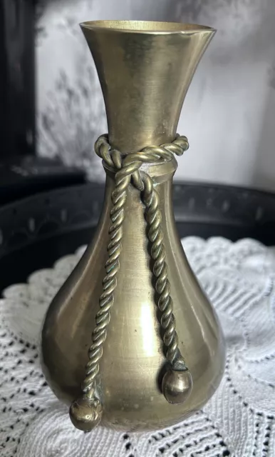 Vintage Brass Vase Gilded Rope Chain Design Approx 18cm Tall