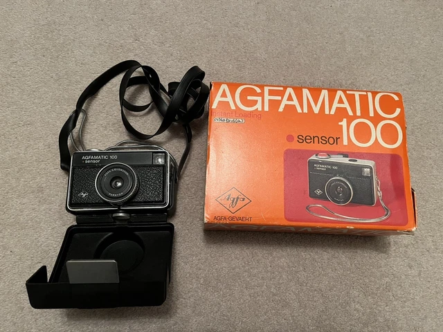 Cámara AGFA vintage AGFAMATIC 100 en caja