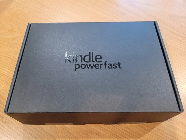 Kindle Powerfast International Charging Kit