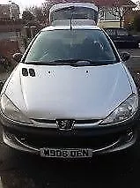 Breaking Silver Peugeot 206 2.0 HDi 2000 - Most spare parts available - USED