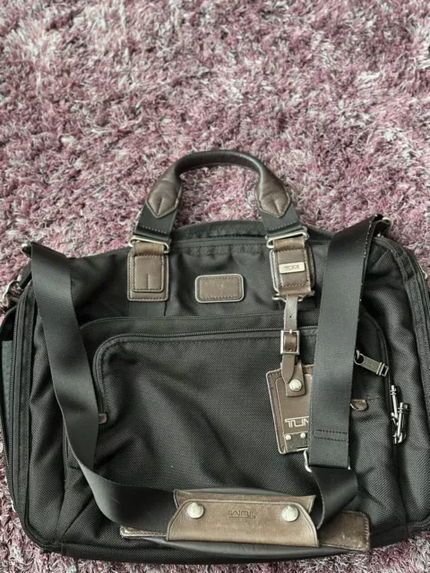 TUMI Alpha Bravo Yuma Anthracite Messenger Briefcase Shoulder Strap Bag 16”x13”