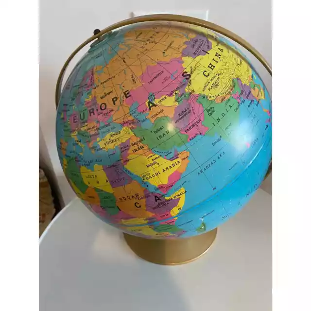 Rand McNally Vintage Simplified Political Globe 16"