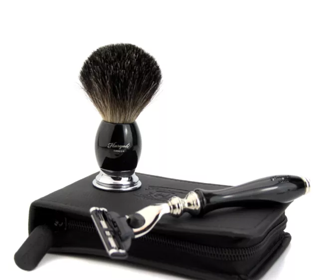 Men's Shaving Kit Badger Shaving Brush and 3 Edge Razor with Travel Leather Case