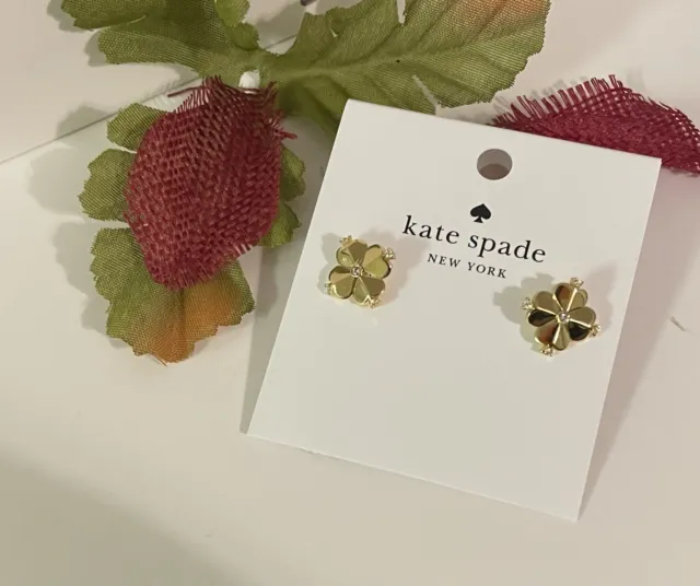 kate spade- Legacy Logo- Flower Stud Earrings  Crystal/gold 🍀Free Shipping ☘️