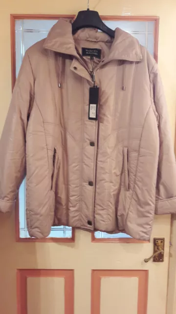 Ladies Cream Padded Jacket size 22 Harvey & Jones New