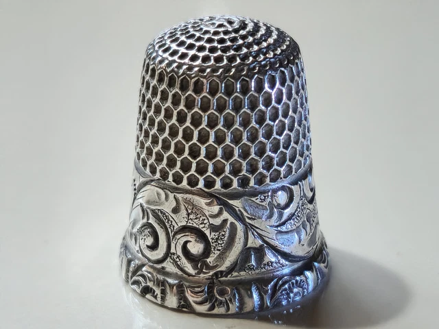 Antique Simons Bros. Sterling Silver Thimble size 7 No holes EC c1890's
